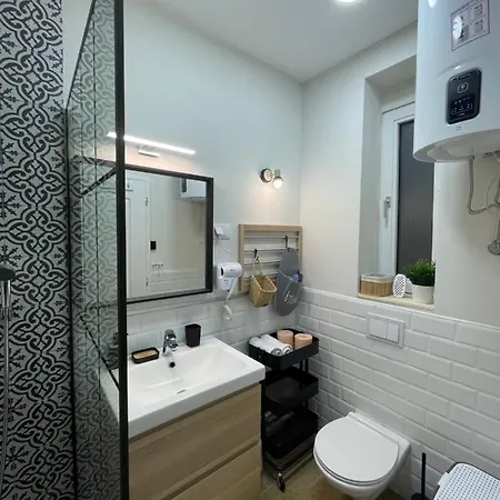 42 - Center بلغراد