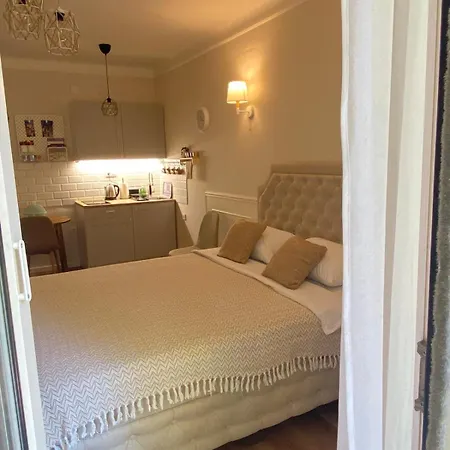 Guest house 42 - Center 4*